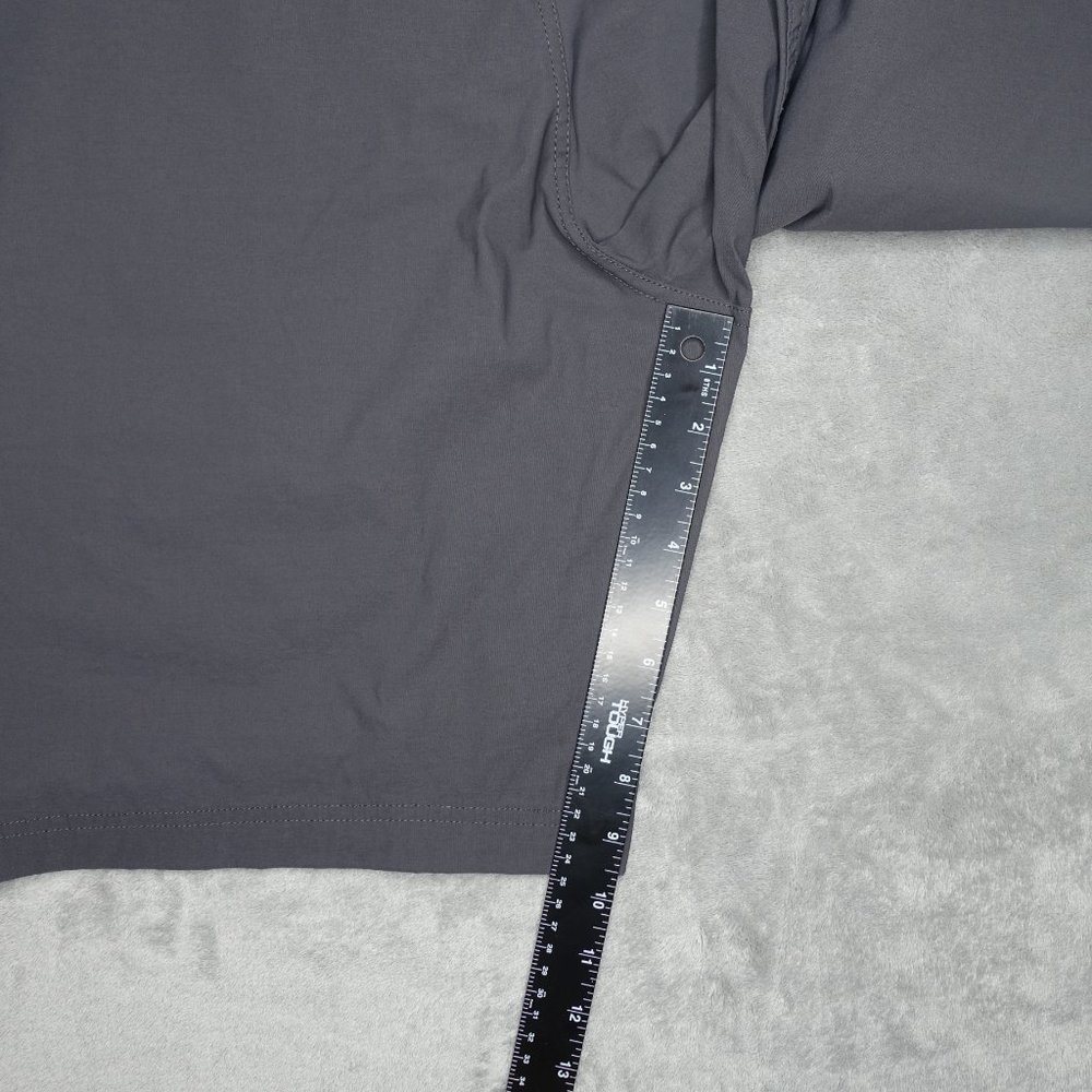 Eddie Bauer Travex Flat Front Shorts Men's 44 Gray - Picture 9 of 9